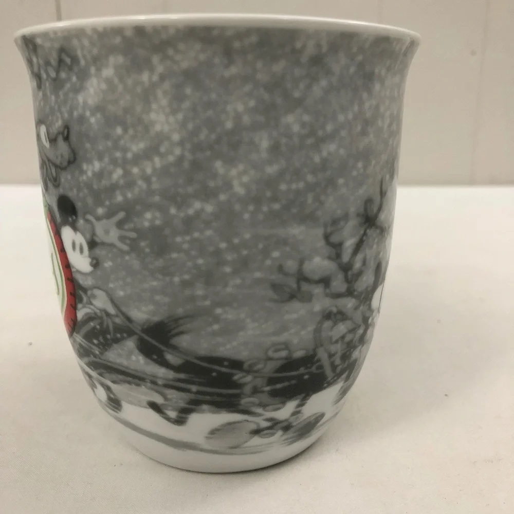 DISNEY ‘Mickey’s Vintage Holiday’ Coffee Mug - Picture 8 of 9